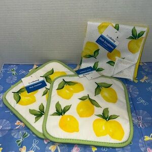 New Trueliving Lemon Print Kitchen Pot Holders & Dish Scrubbers (BIN)